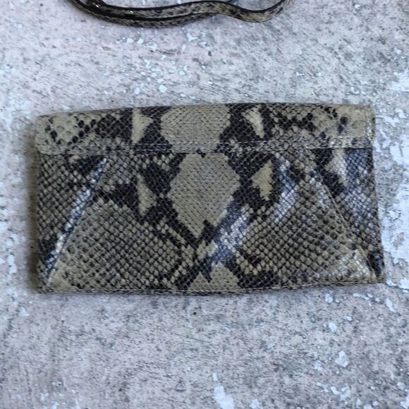 Michael Kors bag   - Picture 3 of 4